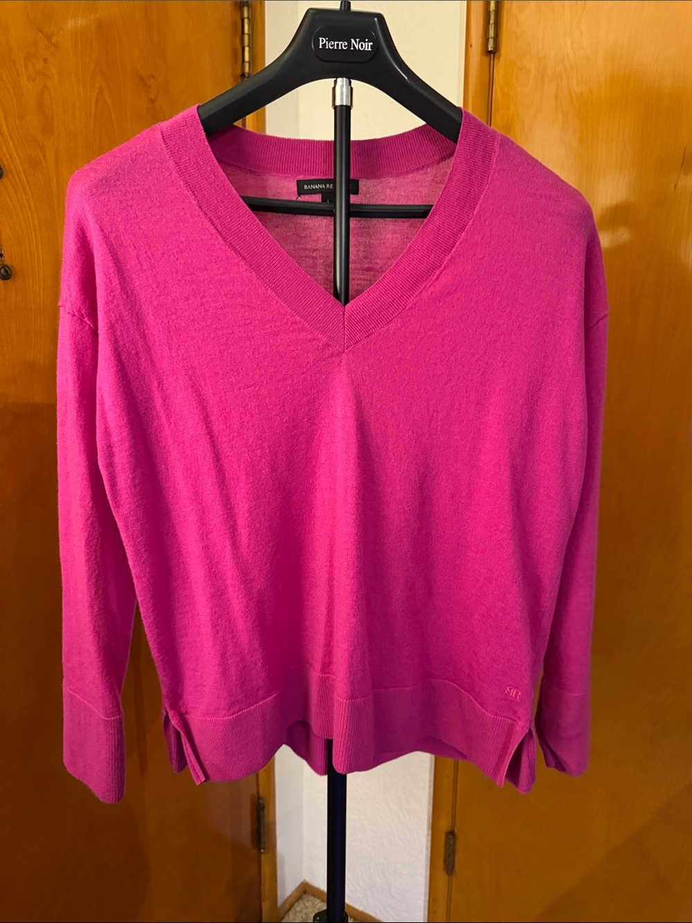 Banana Republic Women's V-Neck Sweater - Hot Pink